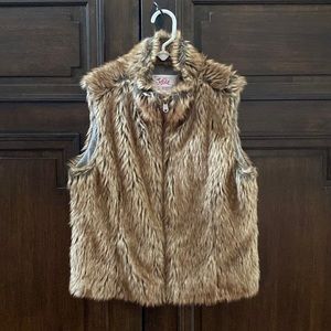 Justice Brown Faux Fur Full Zip Vest in Girls 12/14 (EUC)
